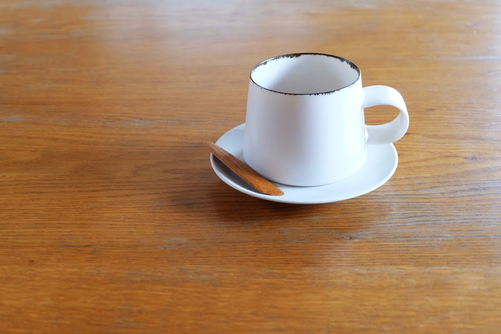 イイホシユミコさんのハンドワークのカップ - オウチノ道具