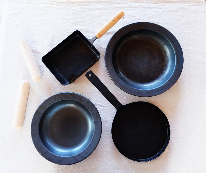 テフロンから鉄のフライパンへ／シャロウパン／ジュウ／匠 - オウチノ道具