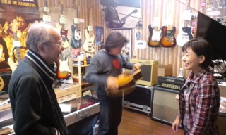 f:id:outsider-records:20111117005300j:image f:id:outsider-records:20111117005300j:image