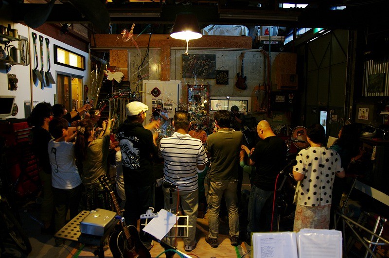 f:id:outsider-records:20120922041247j:image f:id:outsider-records:20120922041247j:image