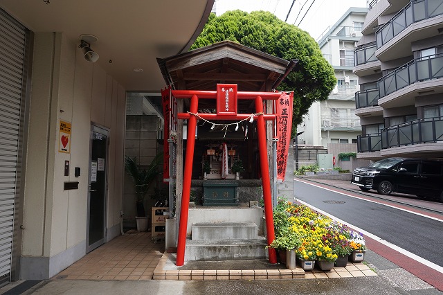 05 04 荏原散歩 03 法護稲荷神社 戸越銀座商店街 戸越銀座駅 戸越銀座1号踏切 中原歩道橋 日世株式会社 東京支店 荏原インターチェンジ Ovanの社会科見学