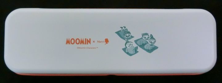 MOOMIN x Mary's【リトルミイの雪遊び】缶の底の裏側には～