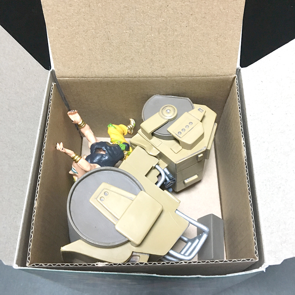 無駄無駄無駄無駄ァッ ジョジョの奇妙な冒険 スターダスト クルセイダース ザ ワールド コレクタブルフィギュア ロードローラーだッ 開封レビュー Ufoキャッチャーとおもちゃで遊ぶ二人組み
