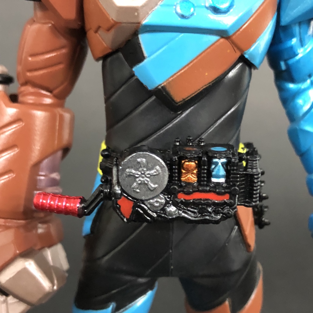 DXF 仮面ライダービルド ゴリラモンドフォームフィギュア開封