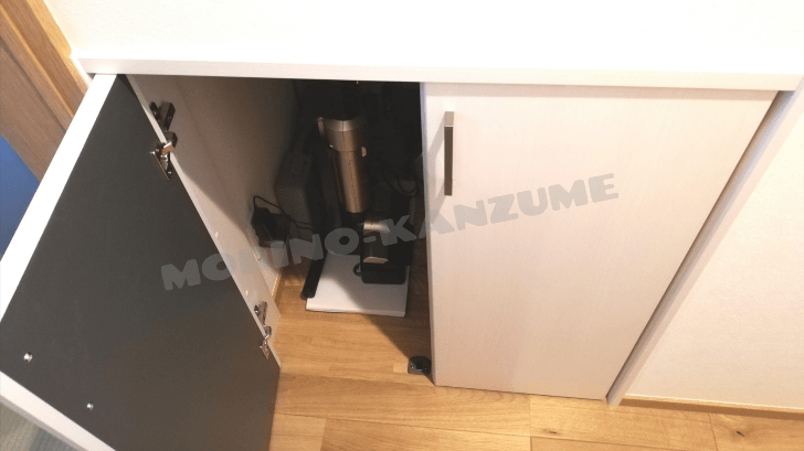 f:id:ownhome:20190926183053p:plain アイリスオーヤマ極細スティッククリーナーは階段下収納に収まる!