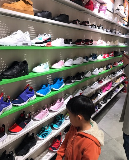 子出かけ キッズスニーカー Abc Mart グランドステージ原宿より Adidas直営店の方が安くて速そうだった おやこぶろ