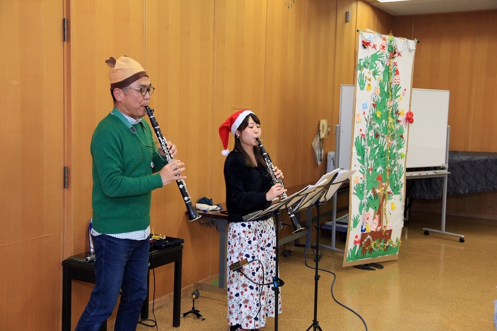 (左)田中正敏さん(右)添石紗静さん