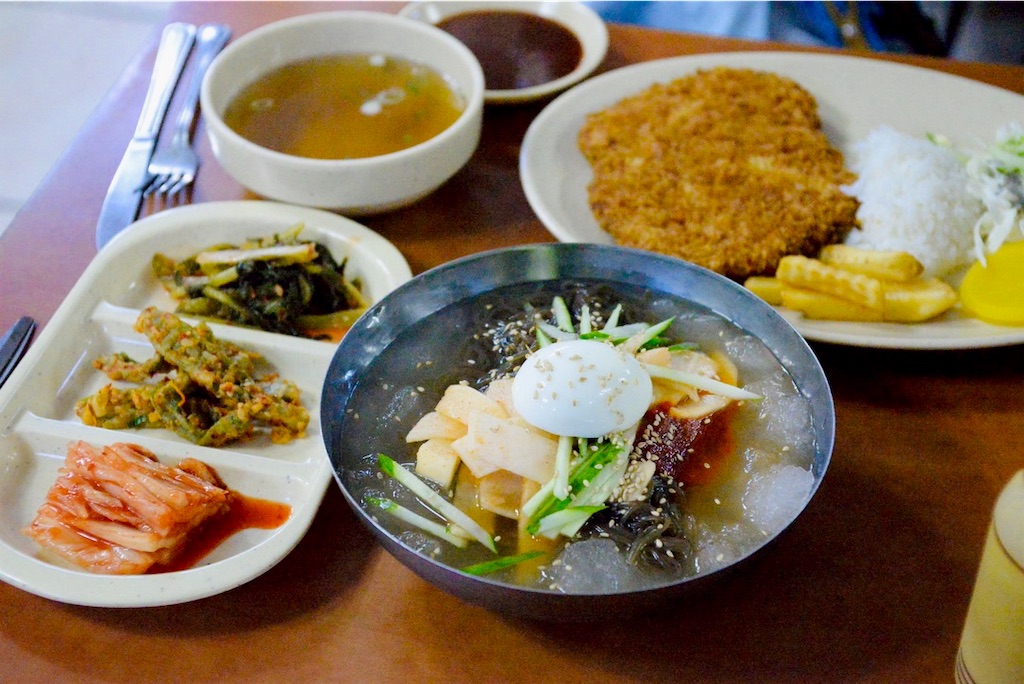 冷麺ととんかつ