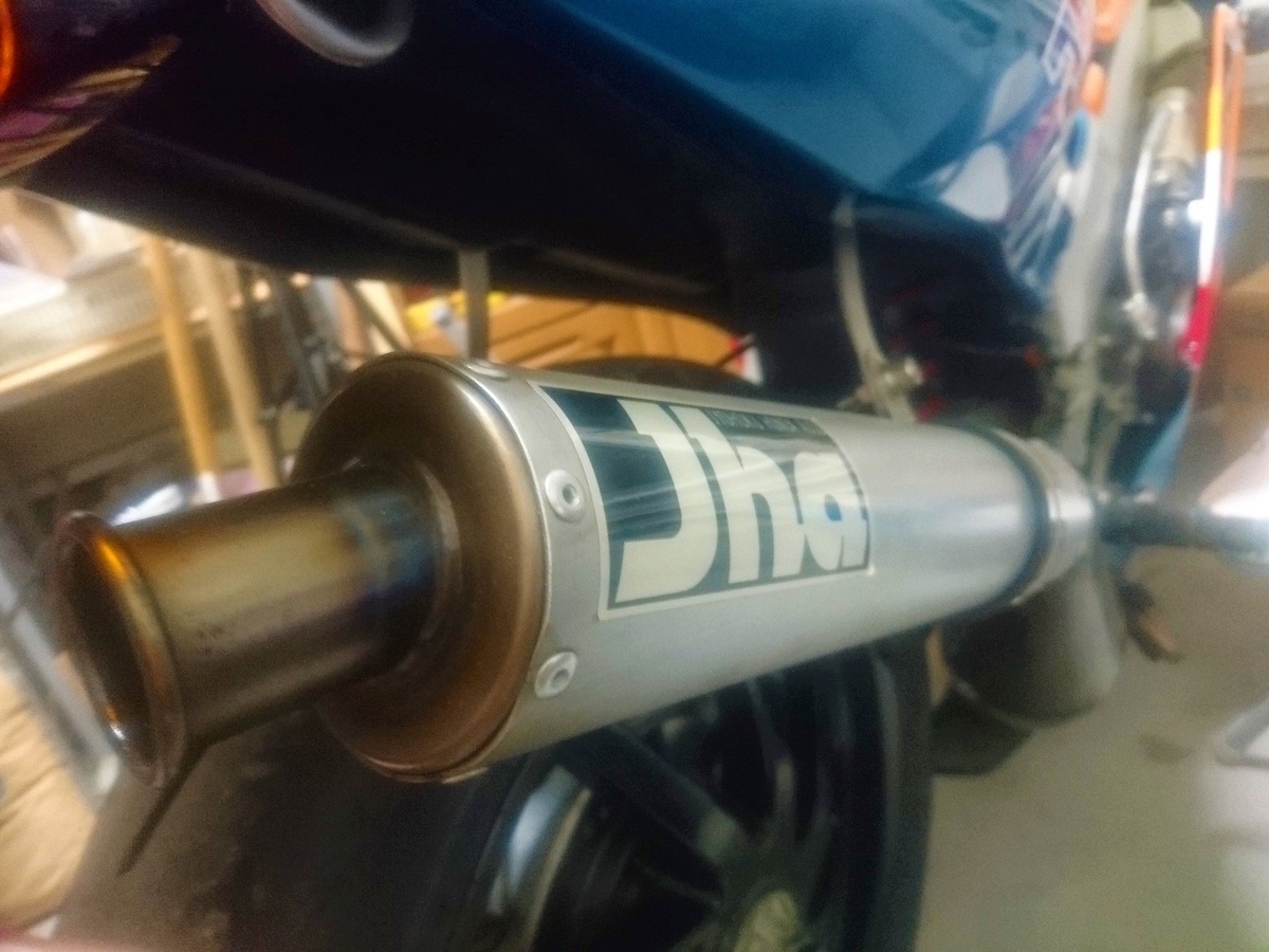 MC21のインシュレーターとリードバルブを確認しよう・・・の巻 - GSX-R 
