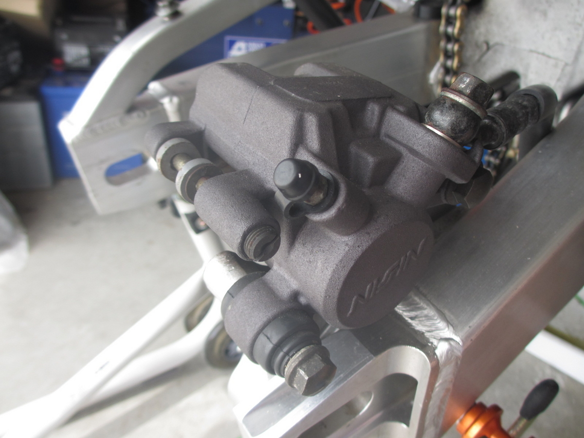 MC21のリアブレーキを整備しよう①・・・の巻 - GSX-RときどきNSR