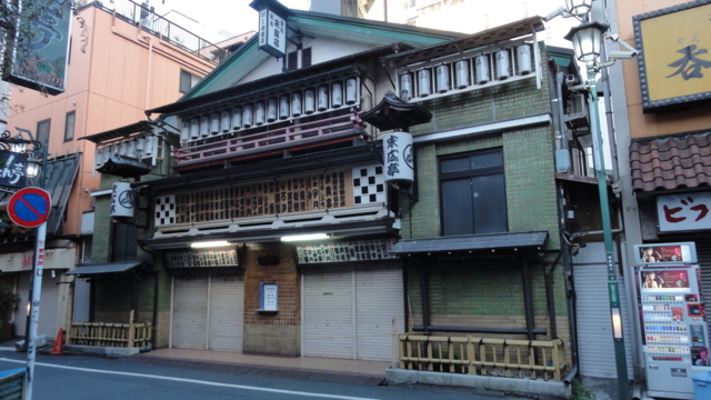 Tvアニメ じょしらく 舞台探訪 新宿末広亭編 舞台探訪総研 聖地巡礼ブログ Tvアニメ じょしらく 舞台探訪 新宿末広亭編 舞台探訪総研 聖地巡礼ブログ