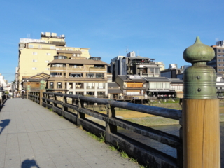 f:id:paffue:20121003002722j:image