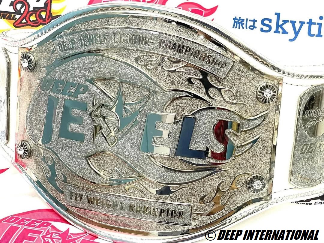DEEP（ディープ）』👑王座遍歴 ＃2 DEEP JEWELS歴代王座 - クロネコ