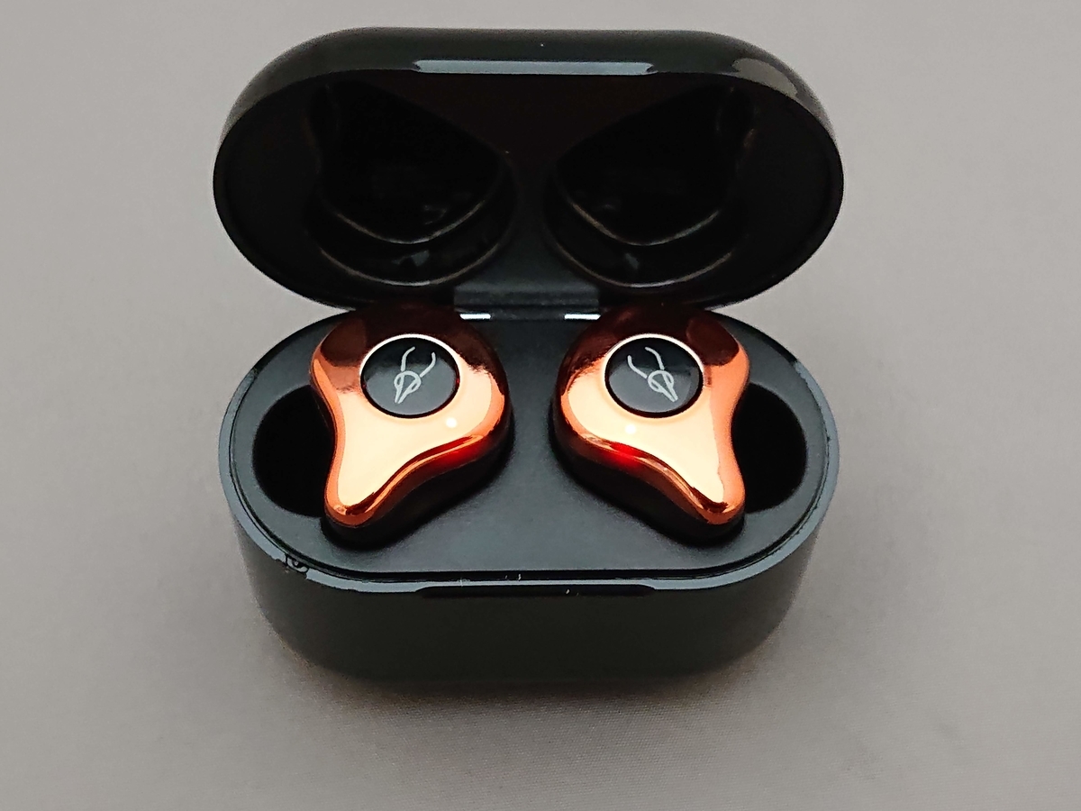 レビュー】Sabbat E12(Bluetoothイヤホン) デザインが格好良く通信が レビュー】Sabbat E12(Bluetoothイヤホン) デザインが格好良く通信が