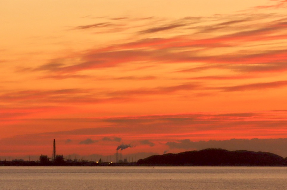豊功神社境内から正月3日の日の出 - PANACHE blog