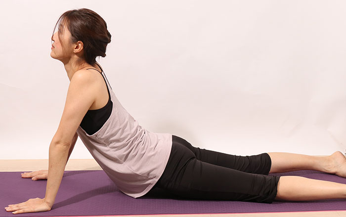 背中痩せヨガポーズや筋トレで背中美人に パネットワン Official ヨガブログ