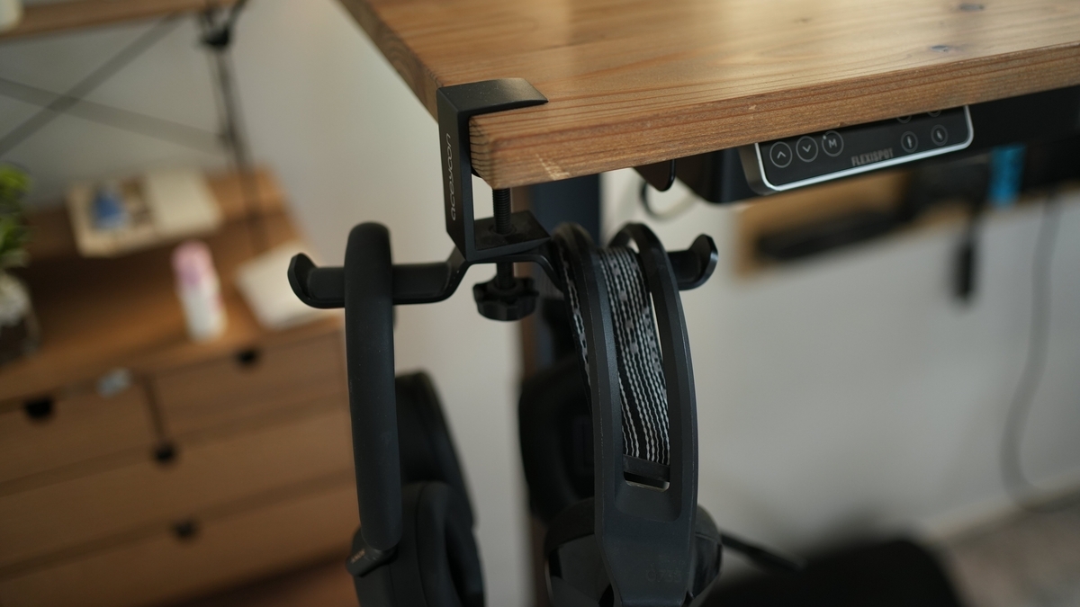 デスクツアー】 30歳社会人の在宅兼用デスク環境を紹介 - スーパー戦隊