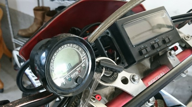 dr-z400s メーター　動作未確認　34100-29f31-000 DR-Z400SM メーターの時計リセット病の修理（スズキ DR-Z400SM