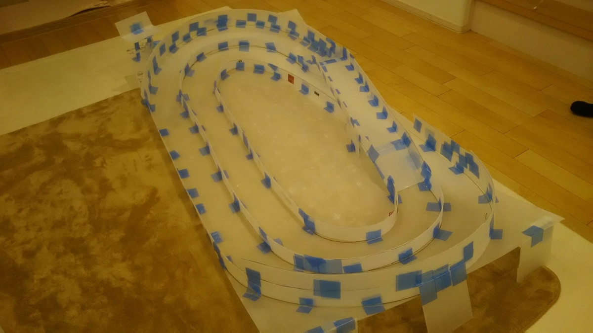休校の間はとにかく 学校の時間割 で過ごすこと 図工 レーサーミニ4駆と手作りコース 40代父と小学生 低学年 の在宅エンジョイ Happy Hungry Labo ハピハグラボ