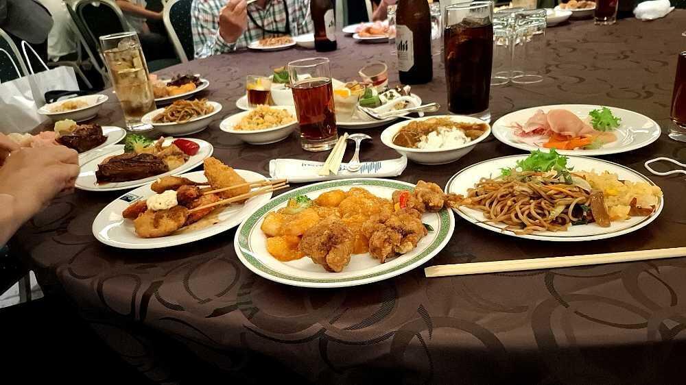 会食