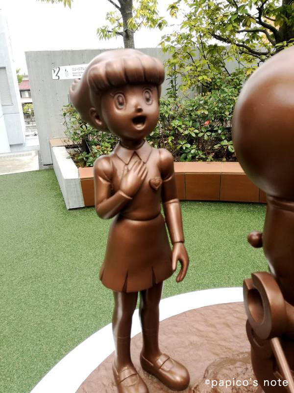 藤子不二雄ミュージアム　エスパー魔美　銅像