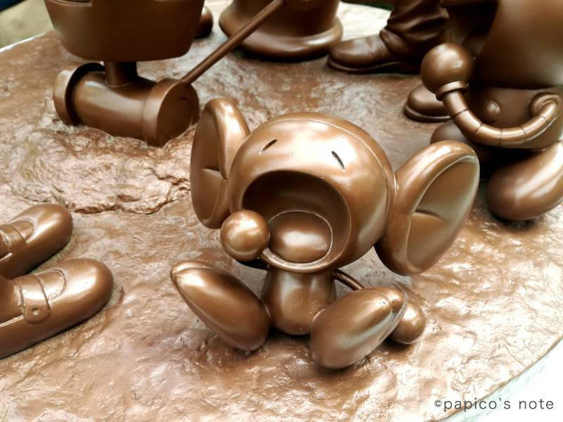 藤子不二雄ミュージアム　チンプイ銅像