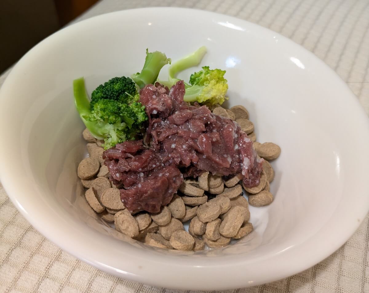ゴールデンレトリーバーの飼い主ママさんの手作りわんこ食