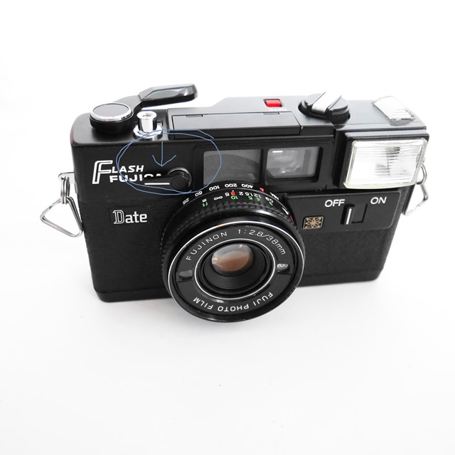 Fujica Date フィルムカメラ FUJICA Dateの使い方 | Totte Me Camera