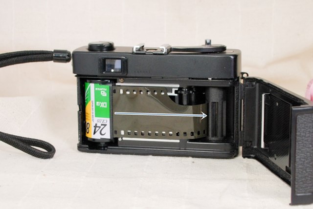 KONICA C35 FLASH MATICの使い方♪ - 〔BLOG〕パピオカメラ