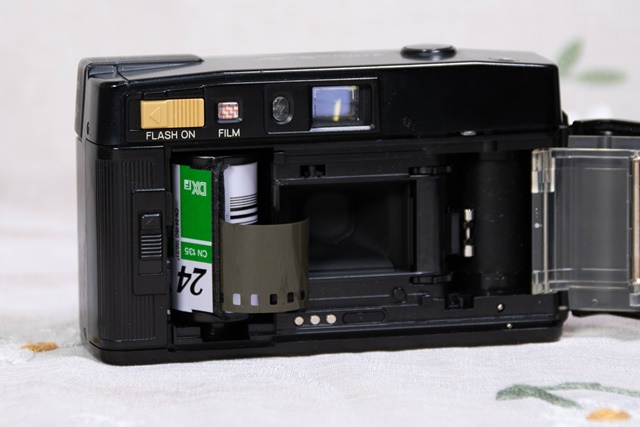 MINOLTA オートフォーカス　TEIE。【フイルム式カメラ　取扱書無しです】 20220708125613.jpg