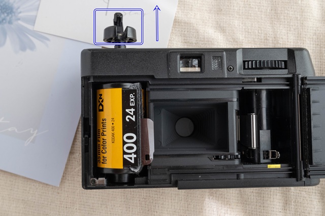 【動作確認済】 CHINON 35F F0825-2ID p 動作確認済】 CHINON 35F F0825-2ID p - メルカリ