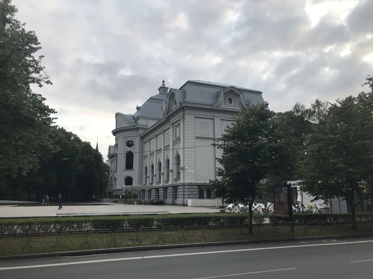 f:id:papix:20190806203523j:plain f:id:papix:20190806203523j:plain