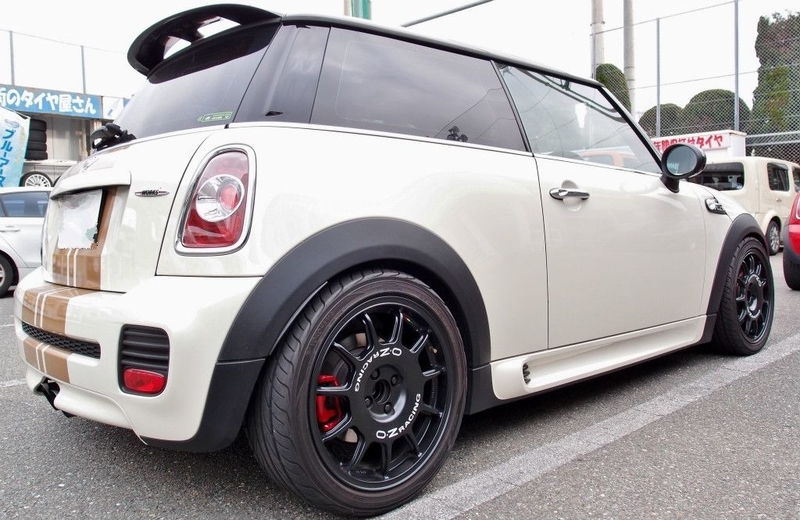 OZレジェンダ（R56JCW） - グランドスラム パステル｜公式