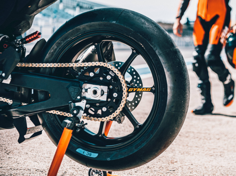 KTM 純正チャンバー2020年式対応 KTM 300EXC チャンバー | バイクパーツ通販 Webike