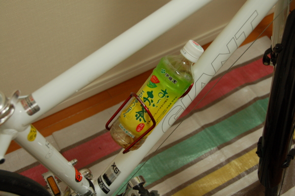 ESCAPE R3にドリンクホルダーをつけました&FIXER Fをちょっと ESCAPE R3にドリンクホルダーをつけました&FIXER Fをちょっと