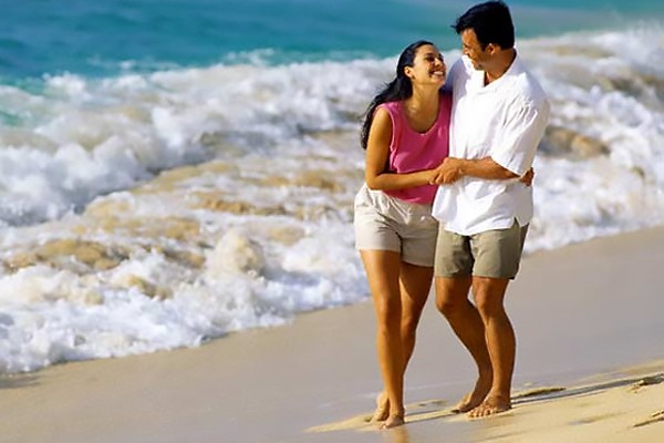 beach honeymoon couple dress Couple Beach Outfit  Mens Shirt & Womens Kaftan Dress