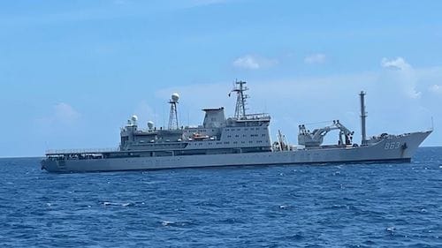 インドネシア海軍の潜水艦「KRI ナンガラ」の沈没、中国による引き揚げ