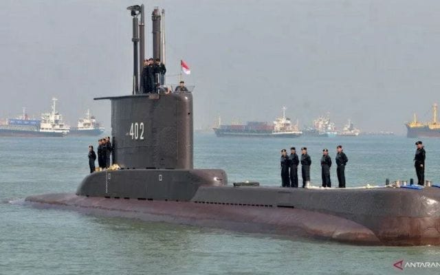 【冬バーゲン★特別送料無料！】 NEオランダ軍/海軍＊インドネシア動員解除バッジ（実物 その他