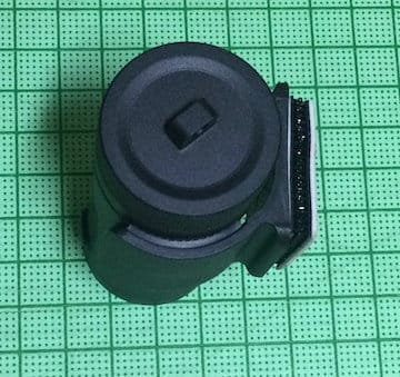 トランセンドのバイク用ドラレコ「DrivePro 20」を、他社製のUマウント