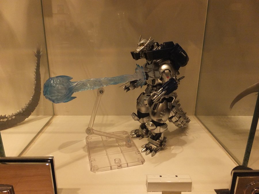 ゴジラ・ストアの逆襲 in なんばマルイ 店内展示物 写真・SNS投稿OK!! ゴジラ・ストアの逆襲 in なんばマルイ 店内展示物 写真・SNS投稿OK!!