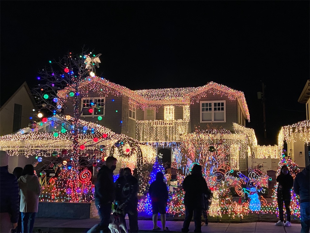 サンカルロスのクリスマスイルミネーション🤶 - penchanブログ