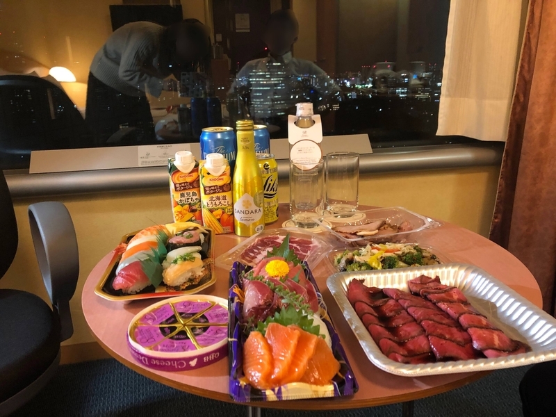 部屋飲みの様子