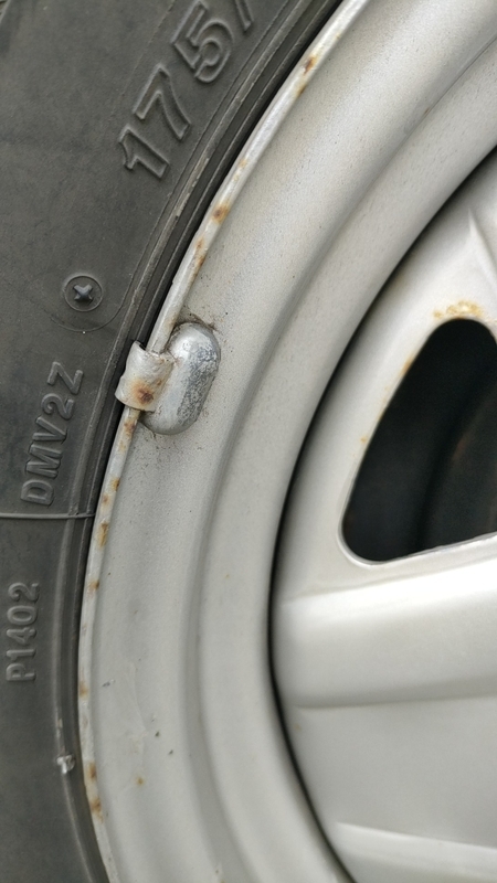 ジムニーのスチールホイールのさびが気になる - 楽洗！:洗車