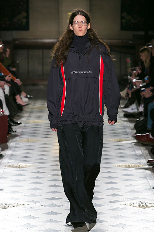 詐欺師がいるので共有します。vetements ma-1 詐欺師がいるので共有します。vetements ma-1 の通販 by りく's