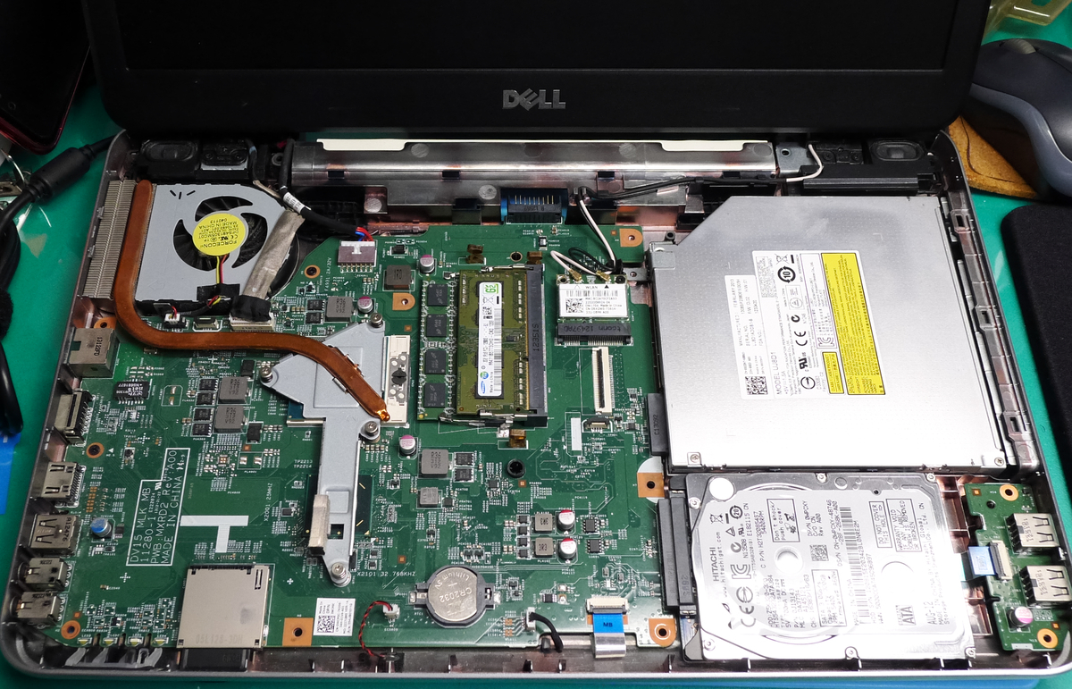 新品SSD500GB corei7 DELL VOSTRO2520ベース フルカスタム