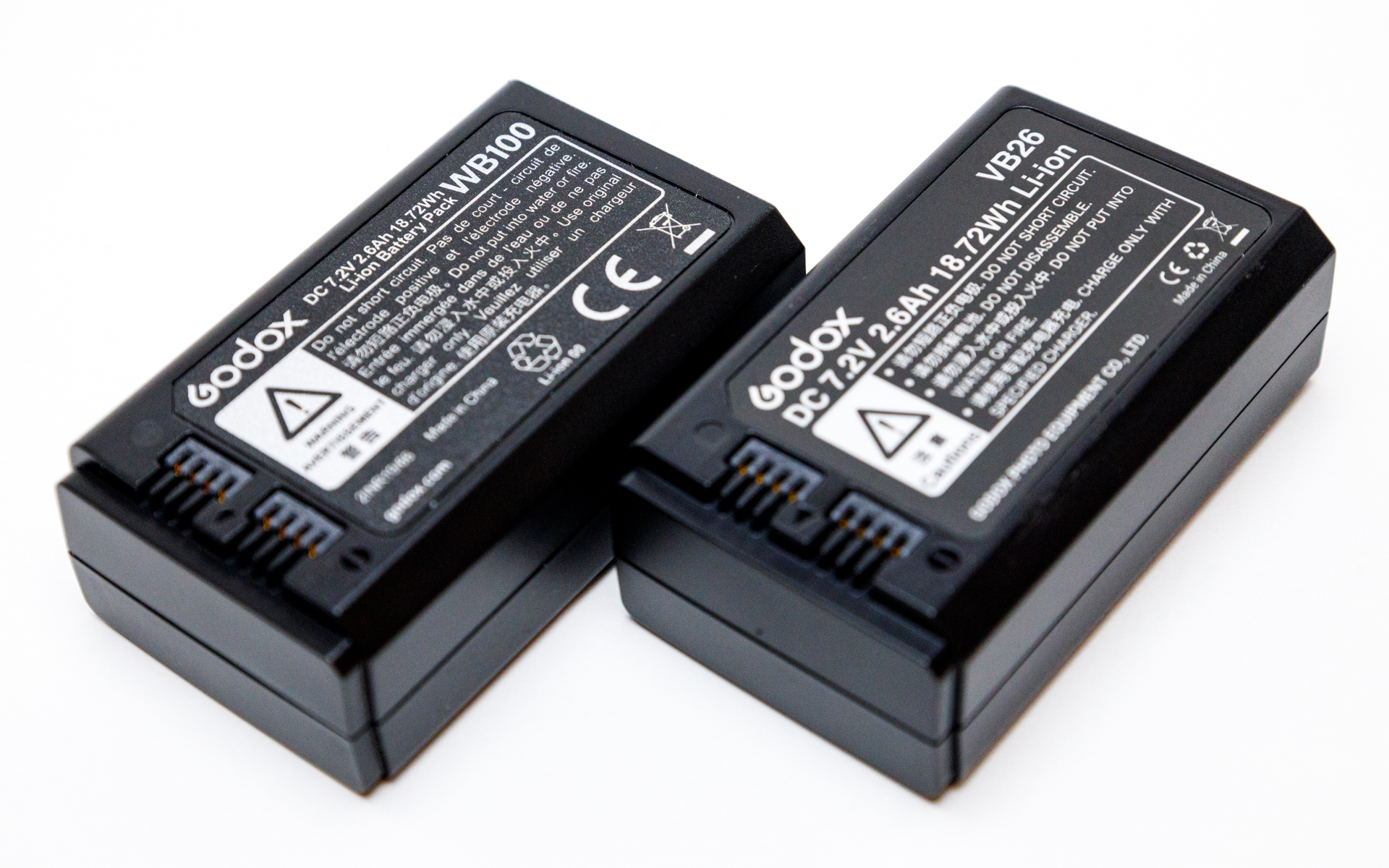 Godox AD100Pro ストロボ 本体と付属品　バッテリー2個 Amazon | Godox AD100Pro 100Ws TTL 2.4G 1/8000 HSS アウトドア