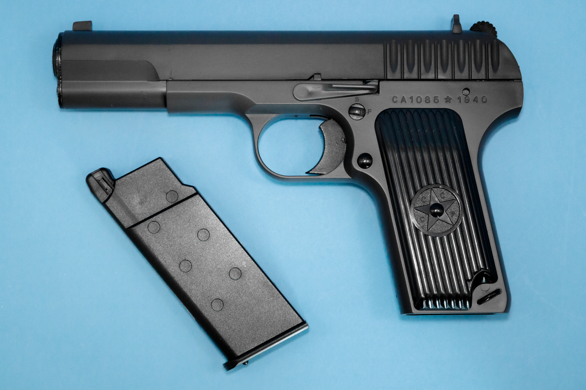 ToyStar TOKAREV TT-33 （エアーコッキングガン） - pepe's blog