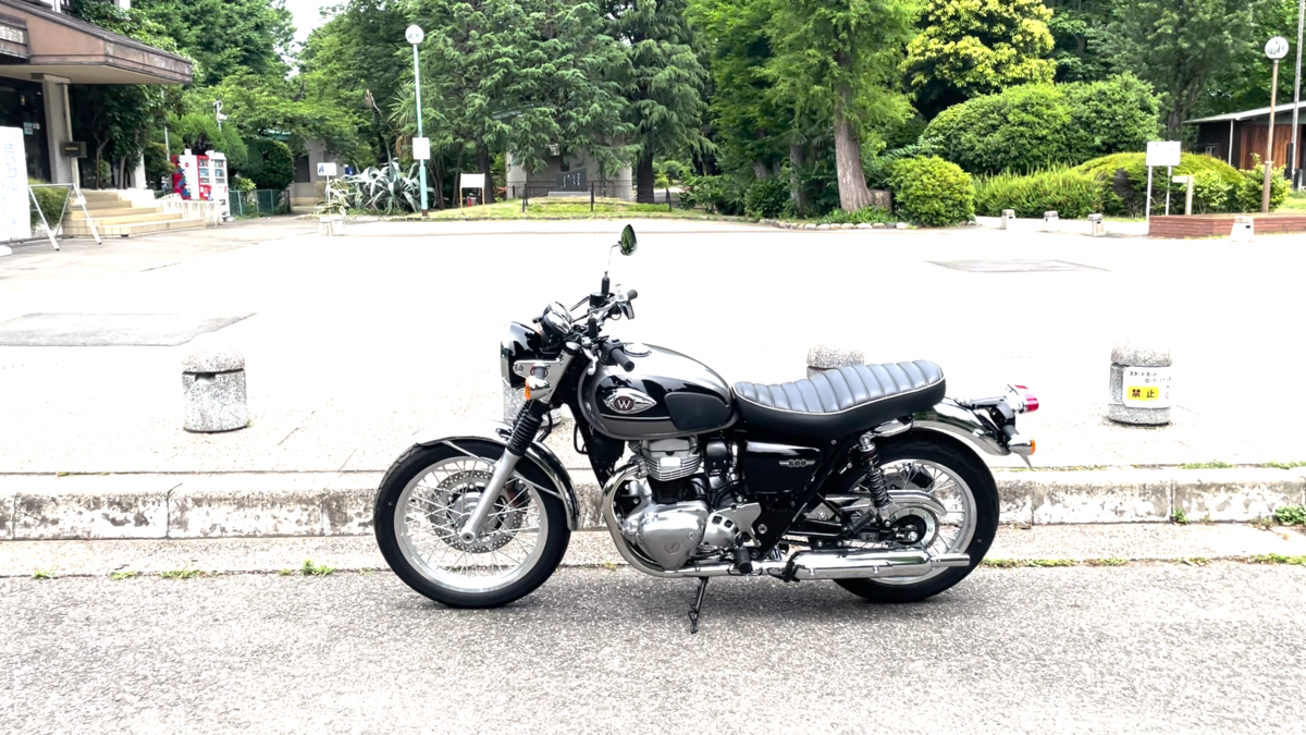 KAWASAKI W800