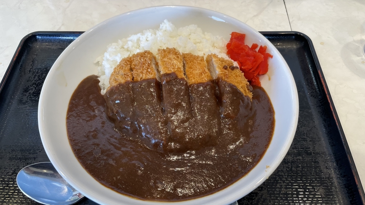 ランチのカツカレー