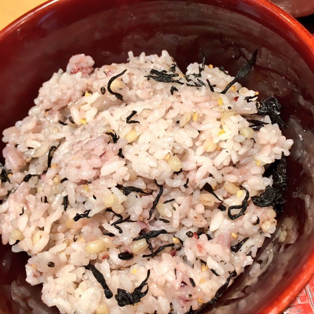 新発売 塩葱だれの醤油麹づけ炭火焼きチキン定食が期間限定で登場しています 上京ゴリラの東京ごはん日記